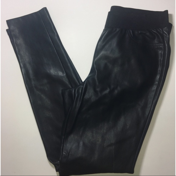 ❌SOLD❌ Ann Taylor Black Faux Leather Pants - Picture 3 of 5